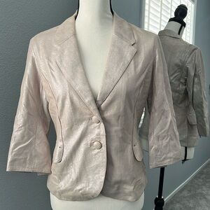 Vintage, cropped metallic jacket, rocker chic/club vibe. Bracelet sleeve. L